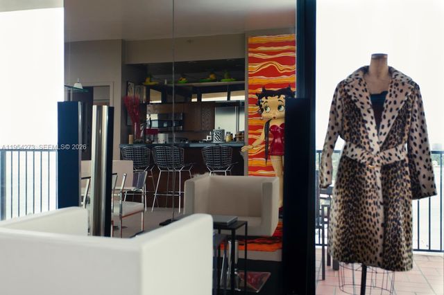 1000 Venetian Way 1501, Miami, FL 33139