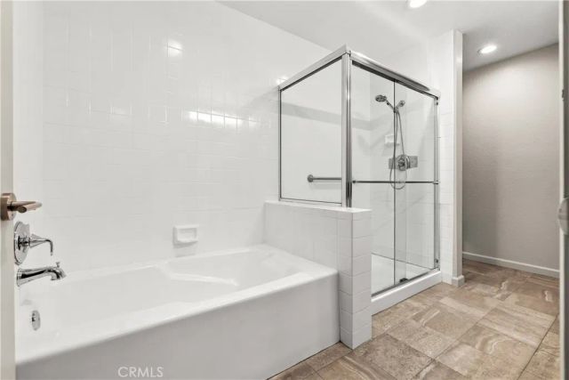 1418 Brett 303, San Pedro, CA 90732