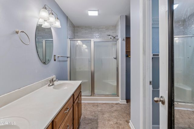 131 Olgia Lane, Johnson City, TN 37604