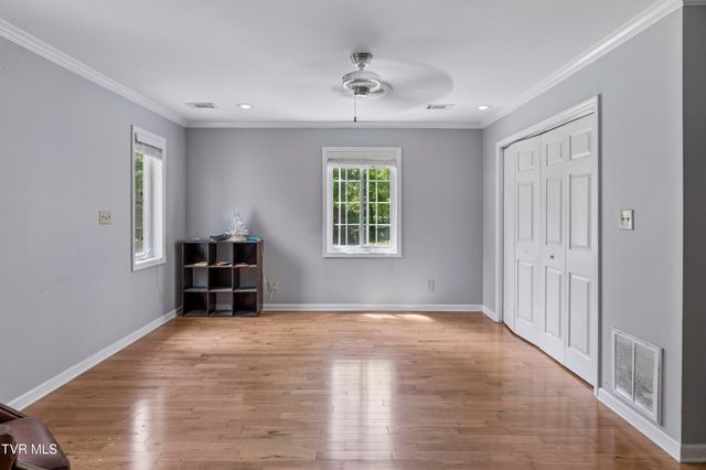 131 Olgia Lane, Johnson City, TN 37604