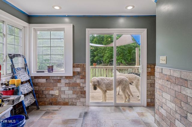 131 Olgia Lane, Johnson City, TN 37604