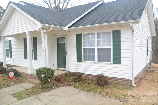 7946 Lobilia Lane, Charlotte, NC 28214