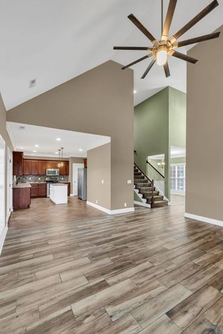 101 Nutcracker Ct, Eagleville, TN 37060