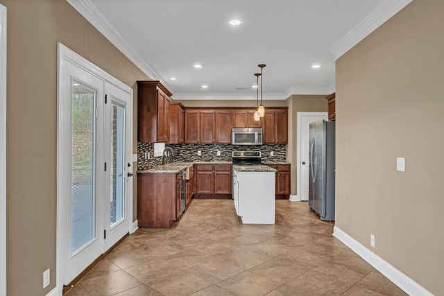 101 Nutcracker Ct, Eagleville, TN 37060