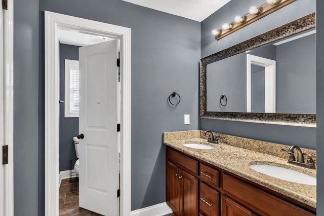 101 Nutcracker Ct, Eagleville, TN 37060