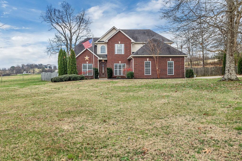 101 Nutcracker Ct, Eagleville, TN 37060