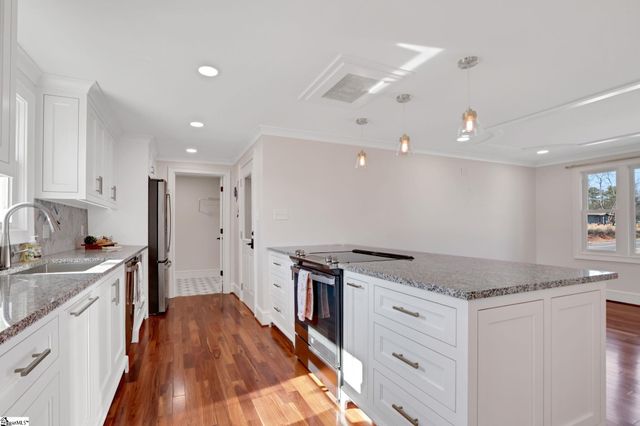 1411 Ballenger Road, Inman, SC 29385