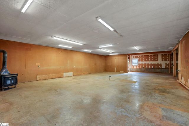 1411 Ballenger Road, Inman, SC 29385