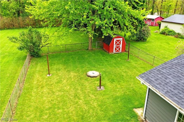 6610 Chestnut Ridge Road, Hubbard, OH 44425