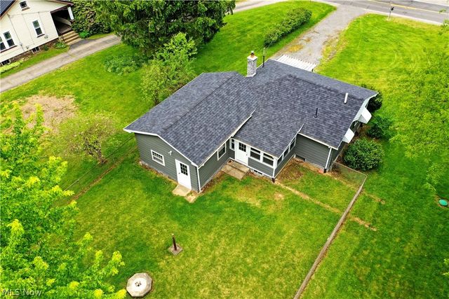 6610 Chestnut Ridge Road, Hubbard, OH 44425