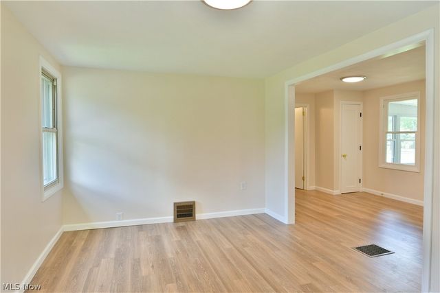 6610 Chestnut Ridge Road, Hubbard, OH 44425