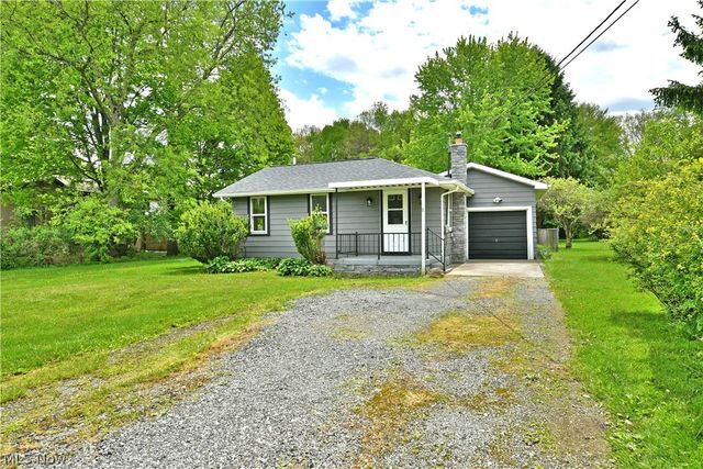 6610 Chestnut Ridge Road, Hubbard, OH 44425