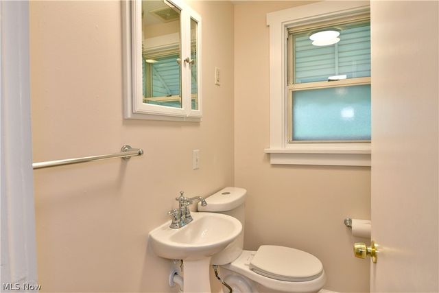 6610 Chestnut Ridge Road, Hubbard, OH 44425