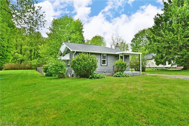 6610 Chestnut Ridge Road, Hubbard, OH 44425