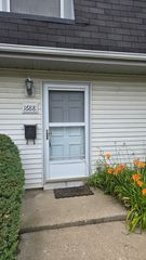 1688 Queensbury Circle 0, Hoffman Estates, IL 60169
