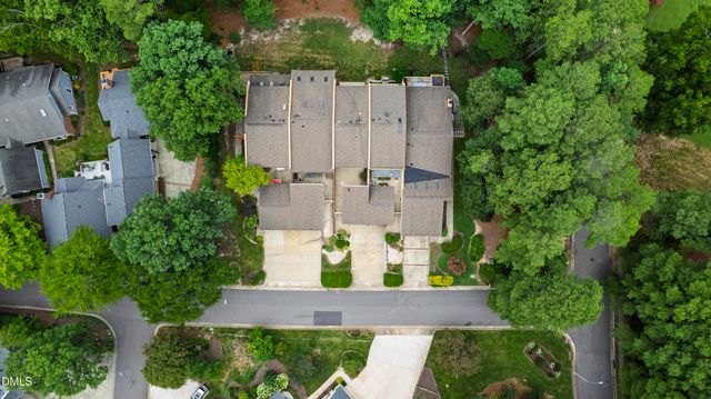 204 Tweed Circle, Cary, NC 27511