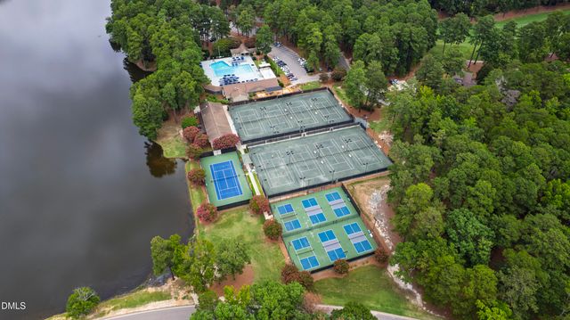 204 Tweed Circle, Cary, NC 27511