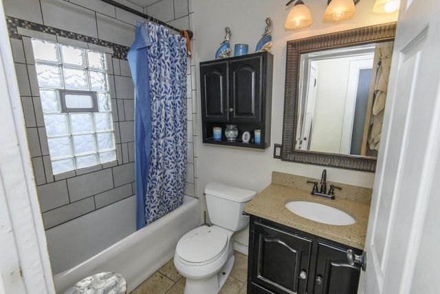 1749 S 69th STREET, West Allis, WI 53214