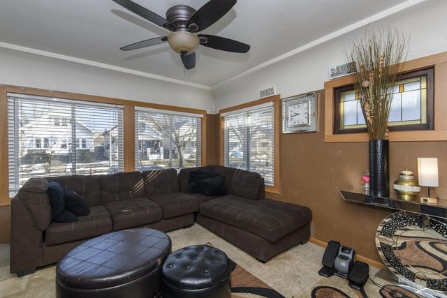 1749 S 69th STREET, West Allis, WI 53214