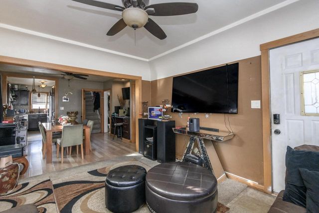 1749 S 69th STREET, West Allis, WI 53214