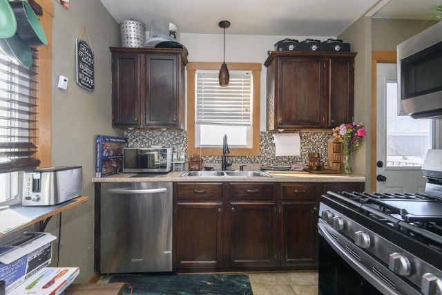 1749 S 69th STREET, West Allis, WI 53214