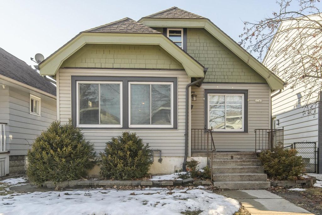 1749 S 69th STREET, West Allis, WI 53214