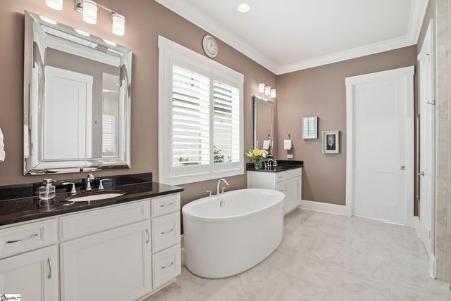 102 Braxton Meadow Drive, Simpsonville, SC 29681