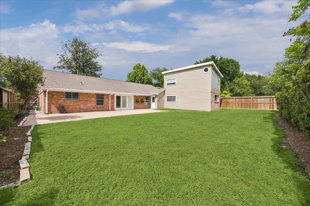 9777 Larston Street, Houston, TX 77055