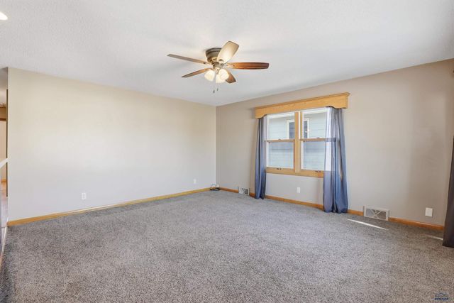 319 ST ANNE, Rapid City, SD 57701