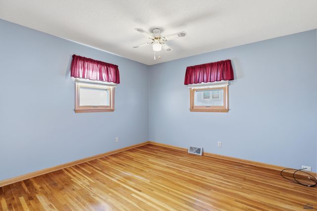 319 ST ANNE, Rapid City, SD 57701