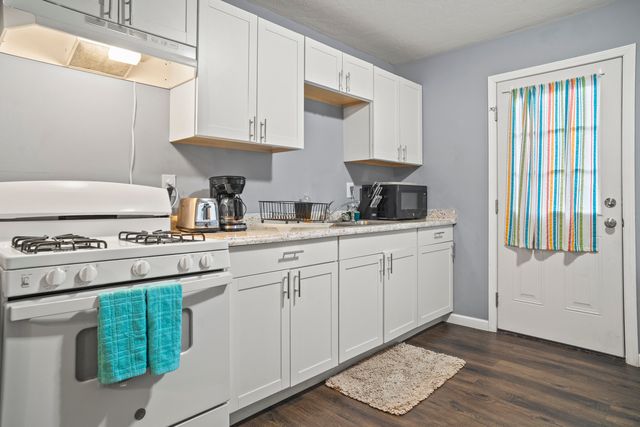 167-169 Strange Street, Stanton, KY 40380