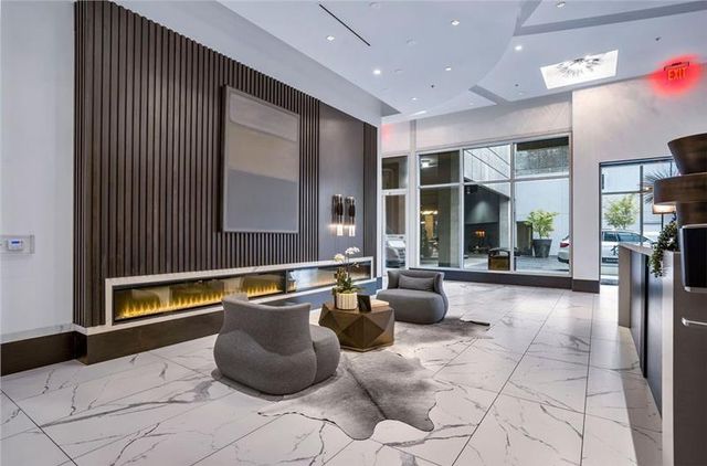 400 W Peachtree NW Street 1215, Atlanta, GA 30308