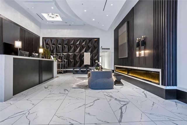 400 W Peachtree NW Street 1215, Atlanta, GA 30308