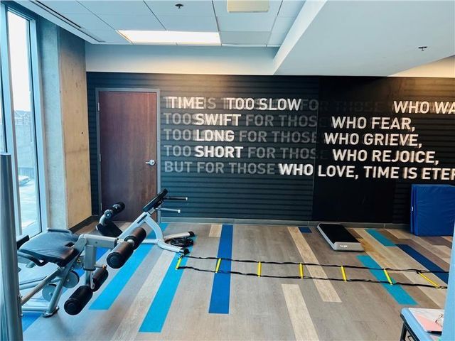 400 W Peachtree NW Street 1215, Atlanta, GA 30308