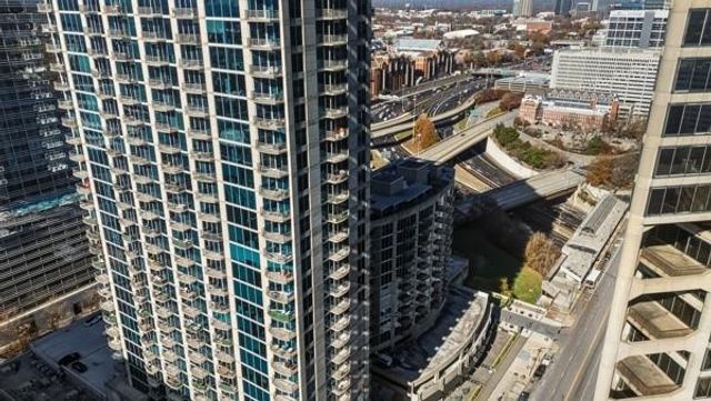 400 W Peachtree NW Street 1215, Atlanta, GA 30308
