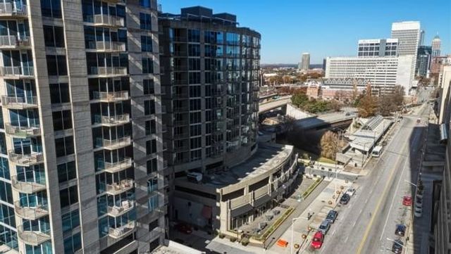 400 W Peachtree NW Street 1215, Atlanta, GA 30308