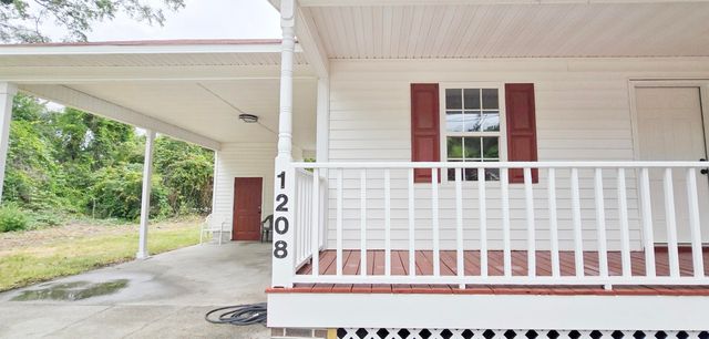 1208 Elm St., Conway, SC 29526
