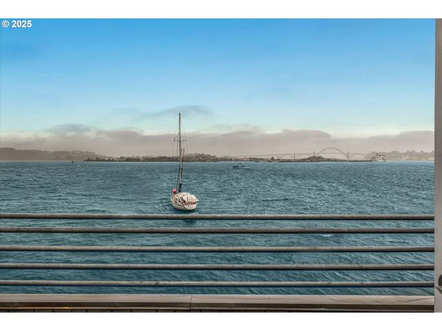 1000 Se BAY Blvd 140, Newport, OR 97365