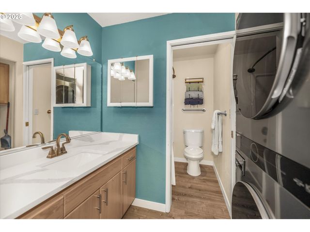 1000 Se BAY Blvd 140, Newport, OR 97365