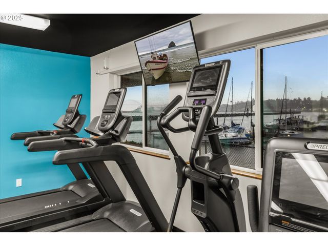1000 Se BAY Blvd 140, Newport, OR 97365