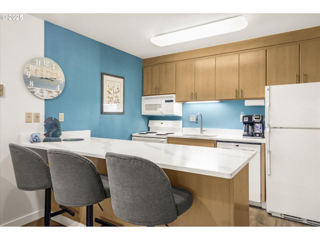 1000 Se BAY Blvd 140, Newport, OR 97365