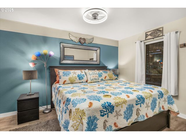 1000 Se BAY Blvd 140, Newport, OR 97365