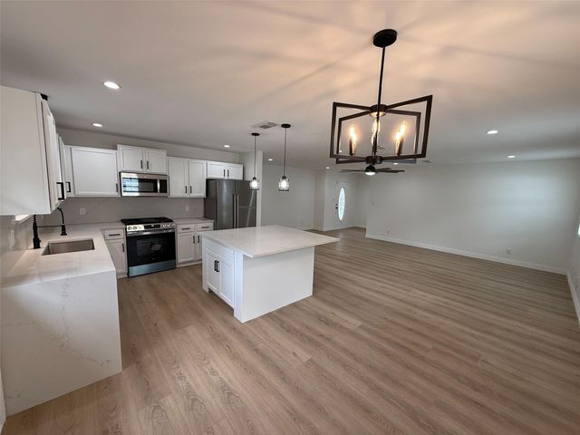 24010 Perkins Road, Porter, TX 77365