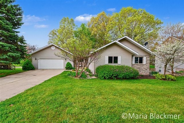947 Southview Drive, Ionia, MI 48846