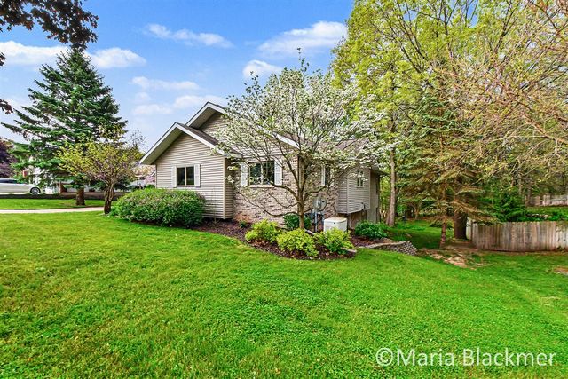 947 Southview Drive, Ionia, MI 48846