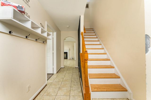 209 CLINT LN, Fredericksburg, VA 22405