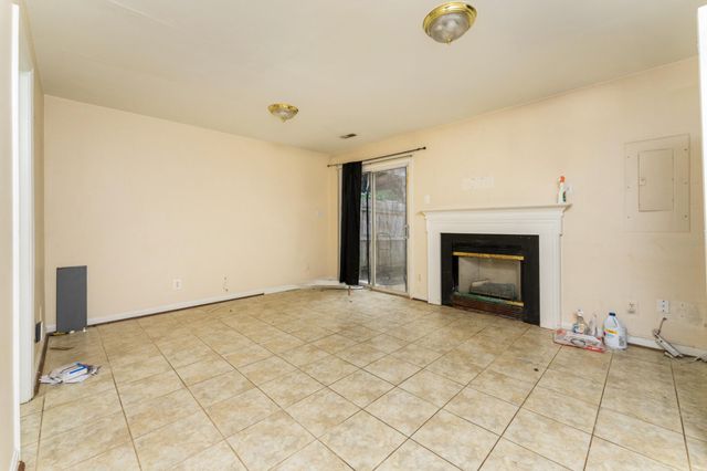209 CLINT LN, Fredericksburg, VA 22405