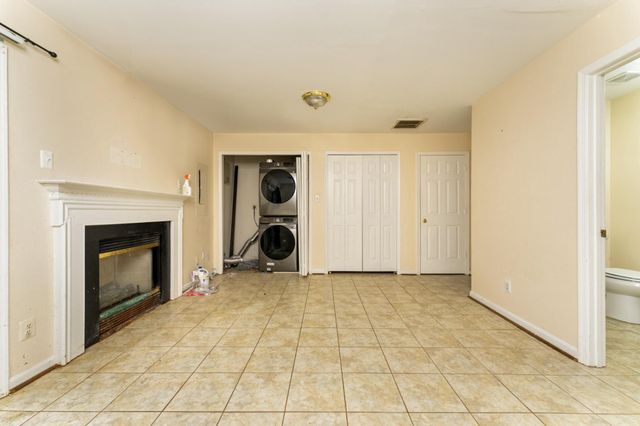 209 CLINT LN, Fredericksburg, VA 22405