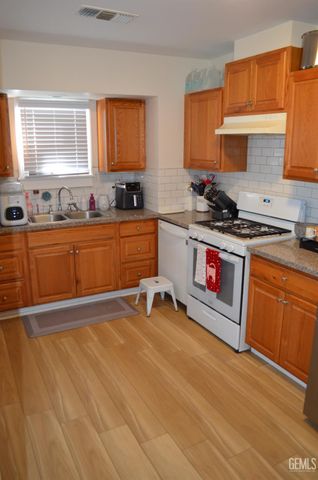 414 Arvin Street, Bakersfield, CA 93308