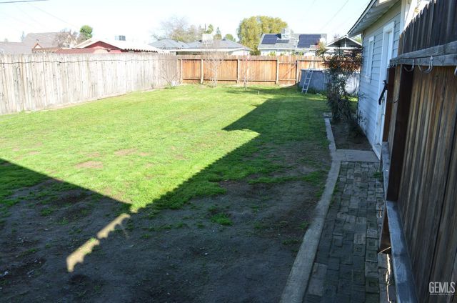 414 Arvin Street, Bakersfield, CA 93308